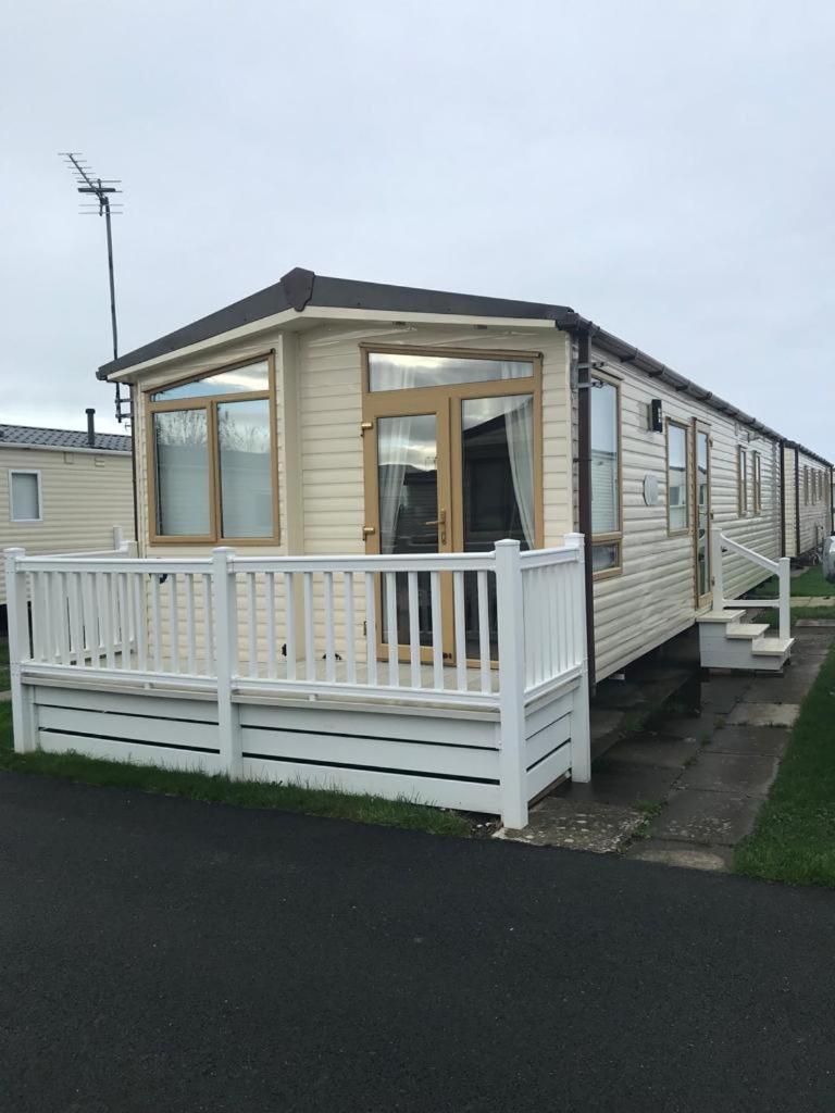 Two X 8 Berth Static Caravan On Lyons Robin Hood Rhyl North Wales Meliden Buitenkant foto